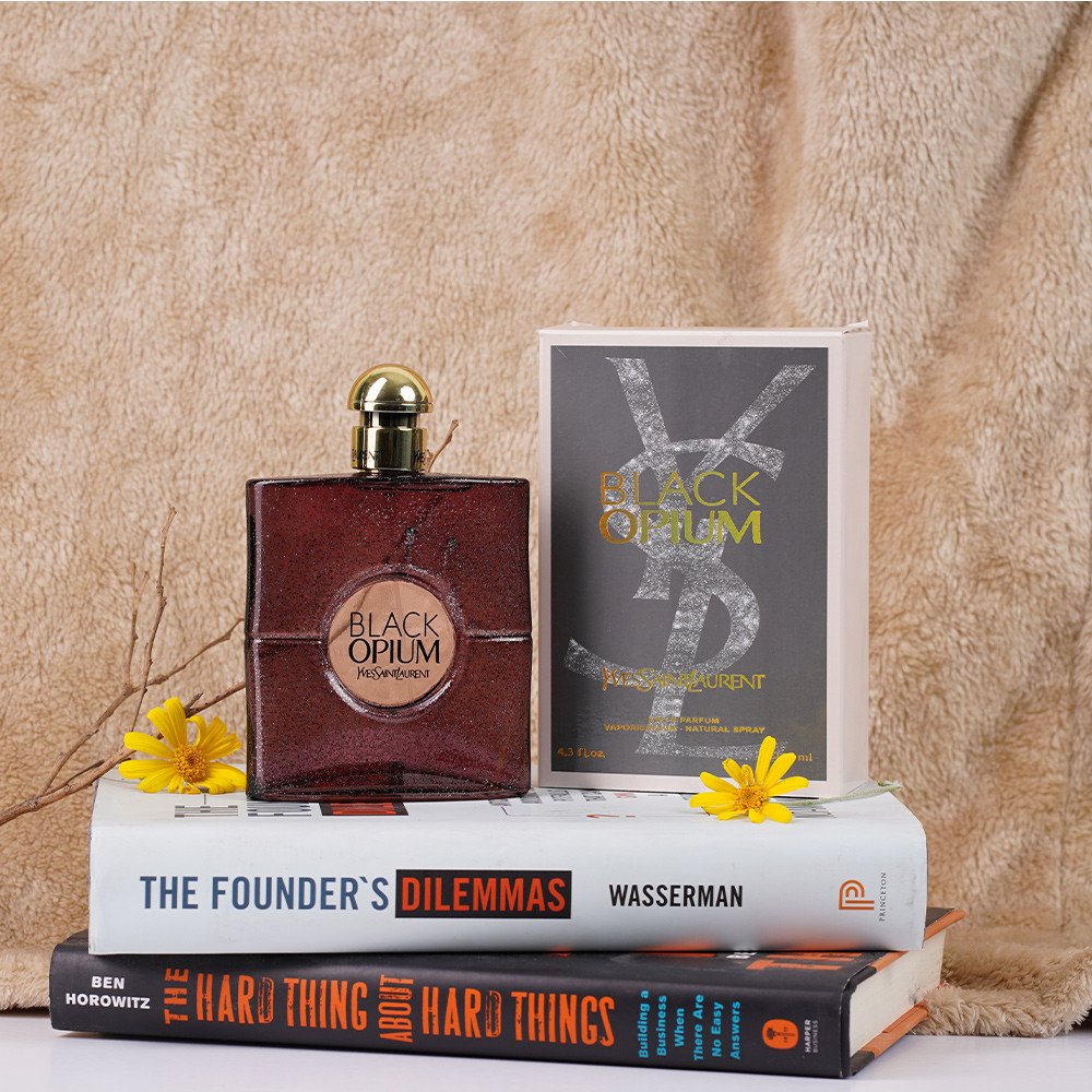 إيف سان لورلان بلاك اوبيوم